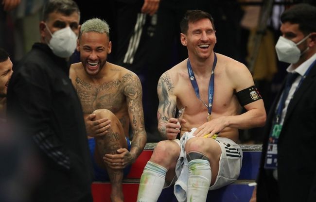 BLG成为历史第一支连续两年淘汰LCK一号种子的战队！