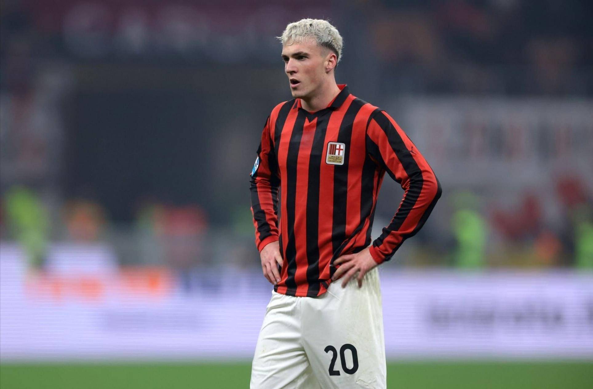 EDG官宣：Uzi（简自豪）正式加入EDG英雄联盟分部