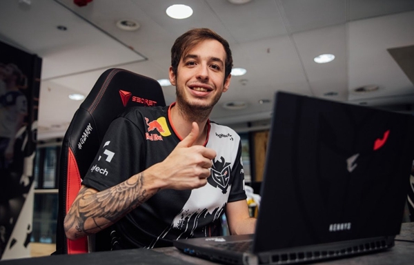 JD Gaming ；vs TT英雄池数据前瞻：JDG优势更加明显